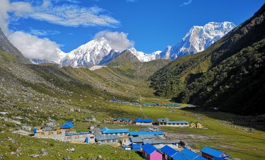 Manaslu Circuit Trek with Tsum Valley